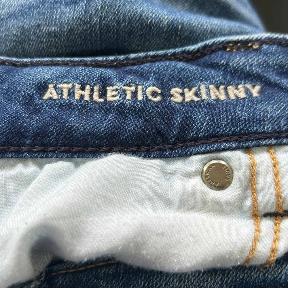 American Eagle Outfitters Blue Slim Jeans Vintage-Inspired